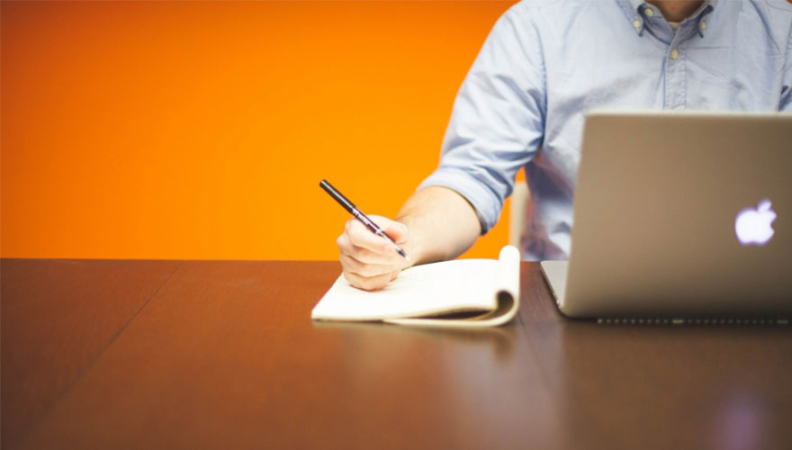 B2B SEO vs B2C SEO strategies infographic, by POLARIS