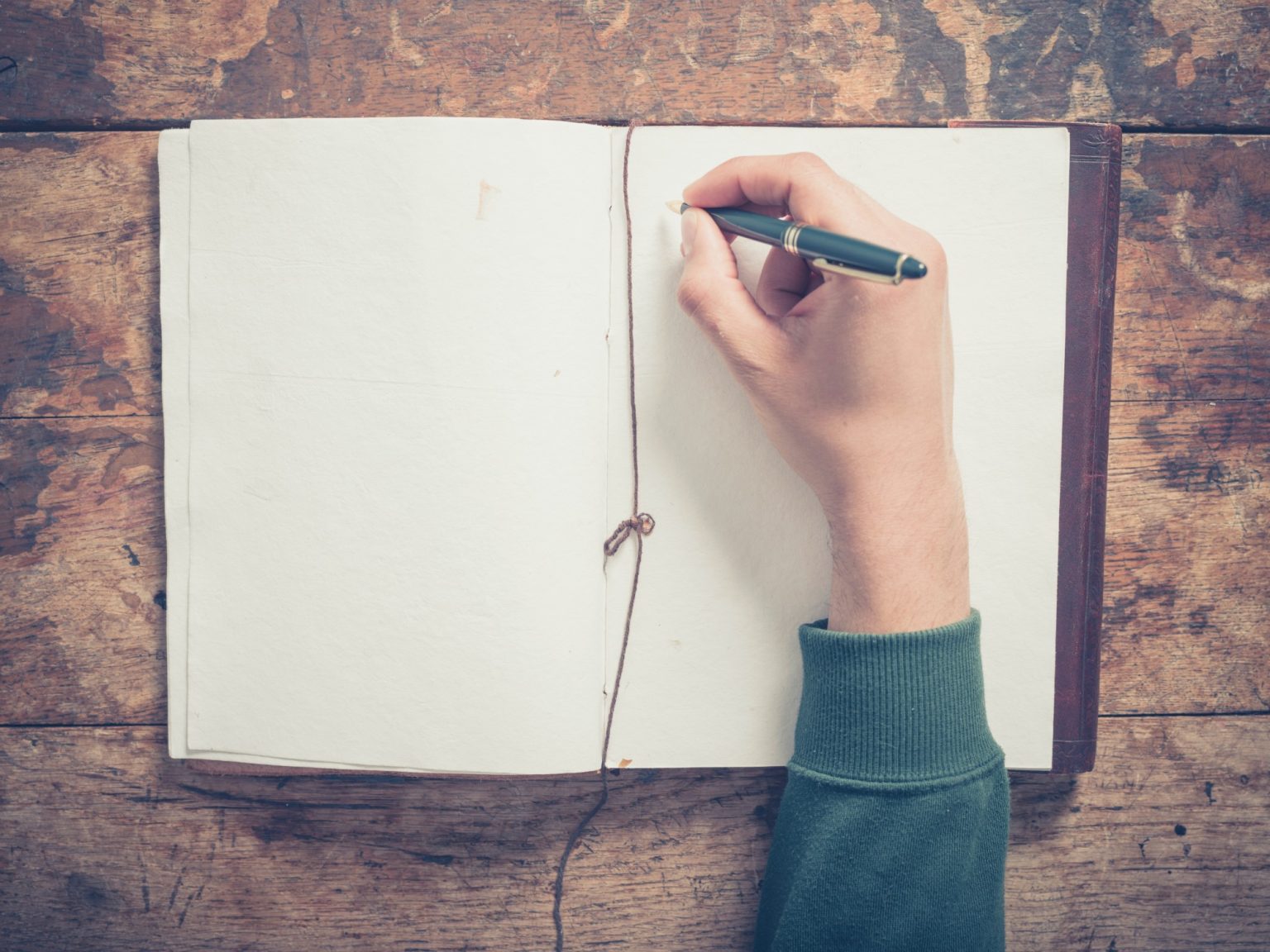 Tune into a content marketing mindset image