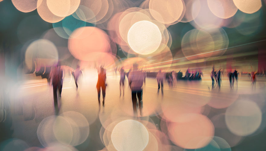 Three-quarters of marketers struggle to provide consistent customer experience image